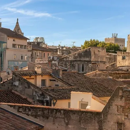 Private Mansion, Completely Renovated With Swimming Pool, In Historical Center Arles